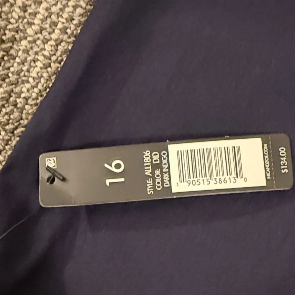 NIC+ZOE Midnight Blue Apparel - Picture 4 of 11